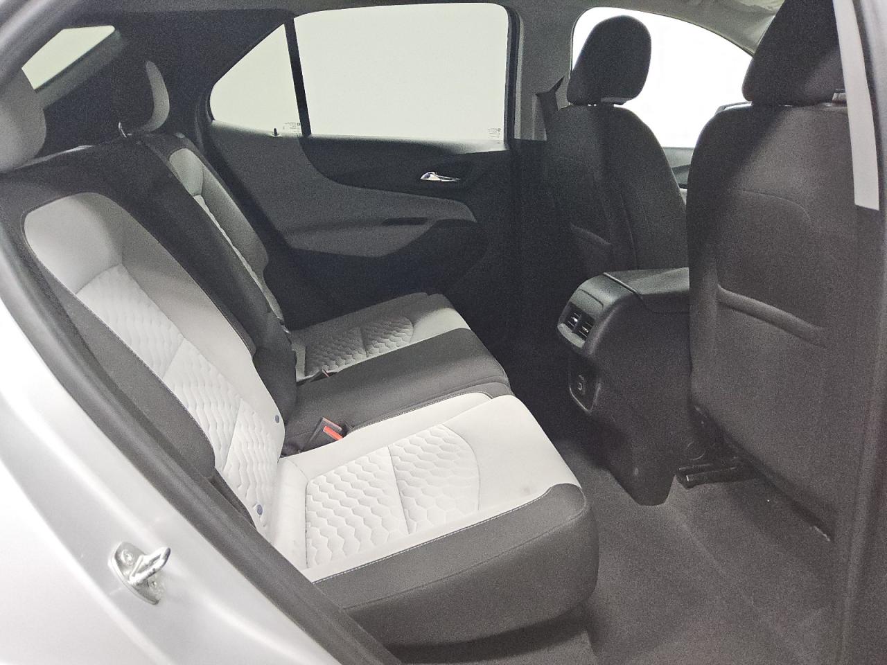 2020 Chevrolet Equinox VIN: 2GNAXFEV8L6197414 Lot: 55846185