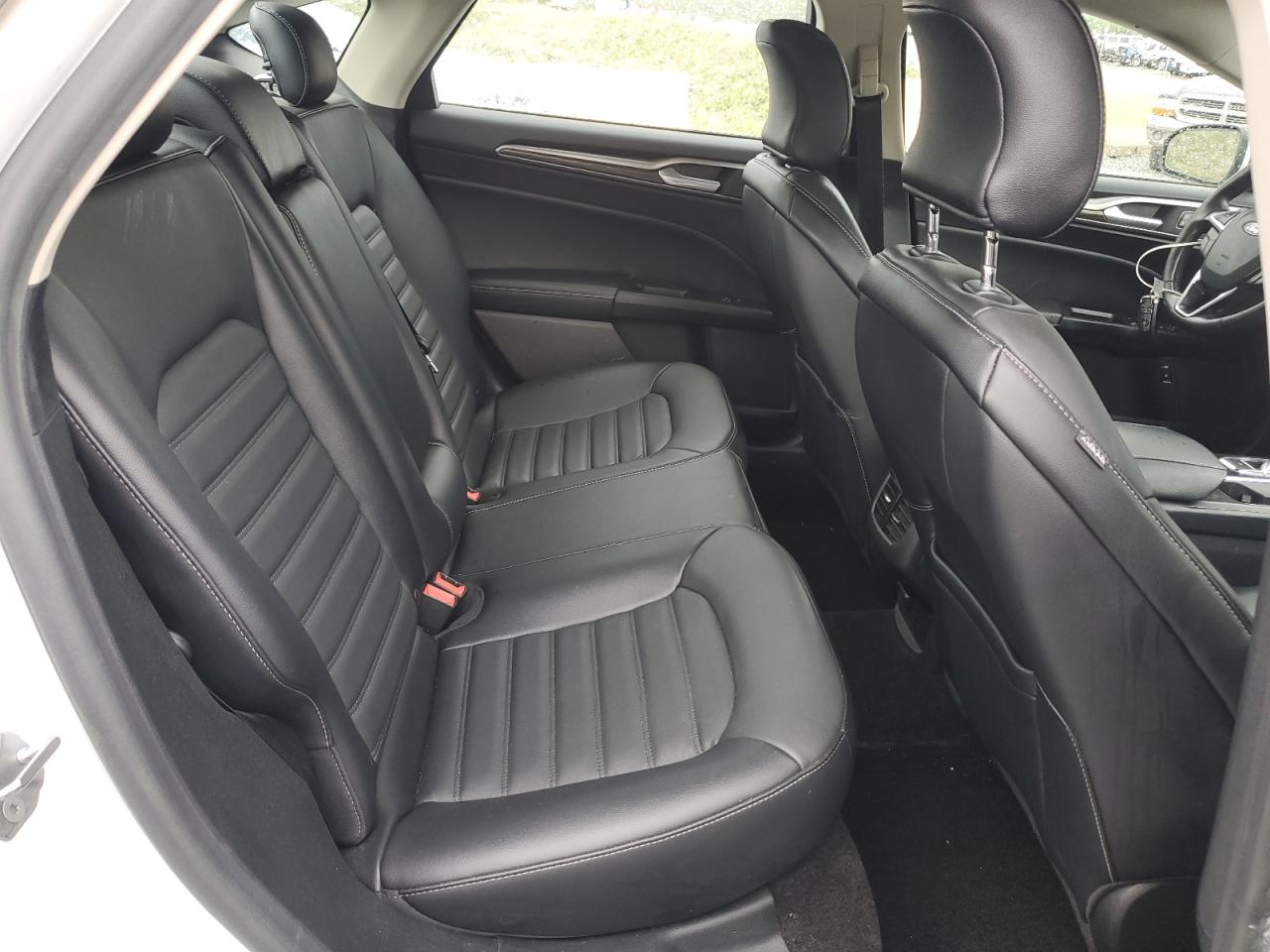 2017 Ford Fusion Se Hybrid VIN: 3FA6P0LU4HR410032 Lot: 54028105