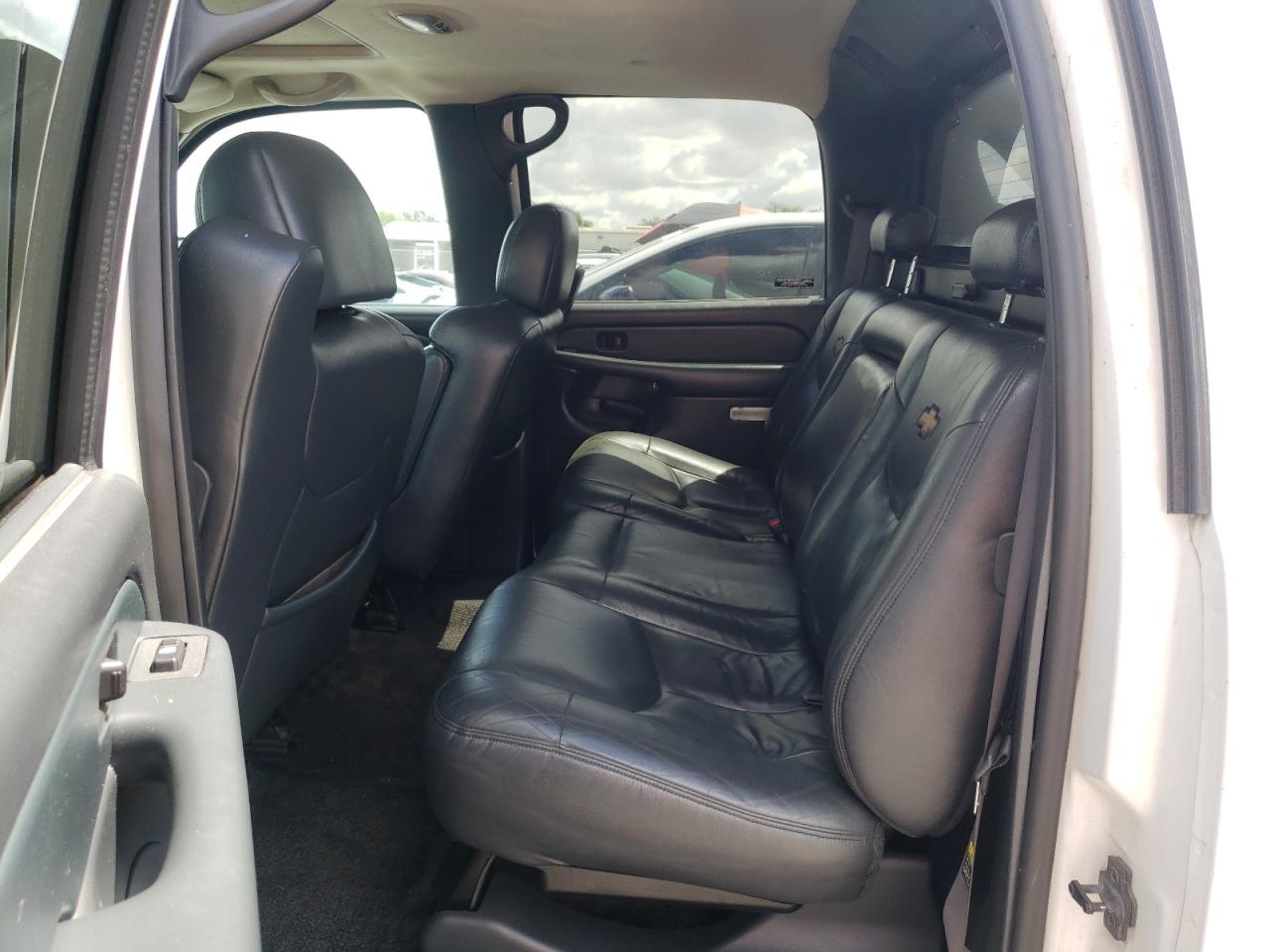 2002 Chevrolet Avalanche K1500 VIN: 3GNEK13TX2G256650 Lot: 56239355