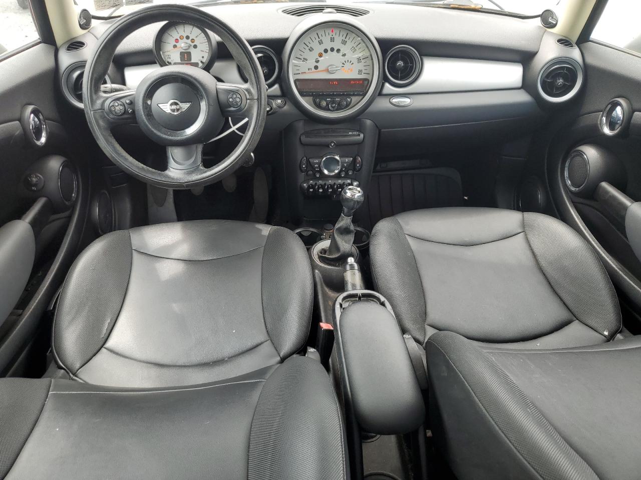2011 Mini Cooper VIN: WMWSU3C51BT183770 Lot: 57337375