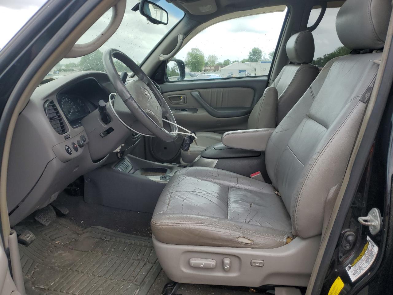 2005 Toyota Sequoia Limited VIN: 5TDBT48A85S235576 Lot: 56965505