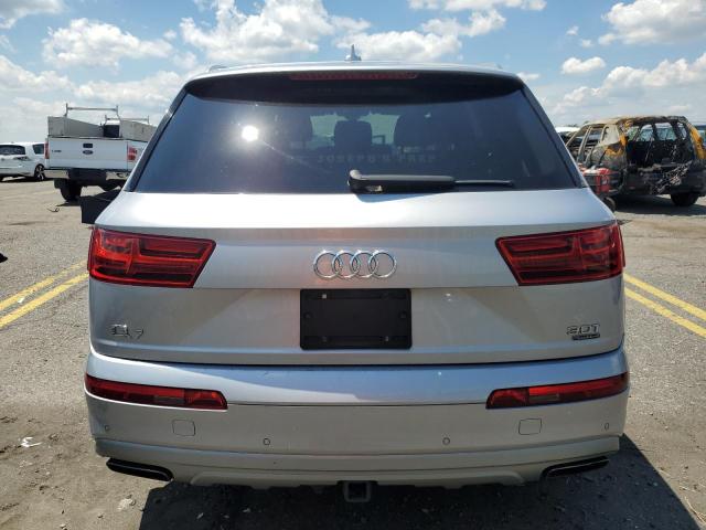  AUDI Q7 2018 Granatowy