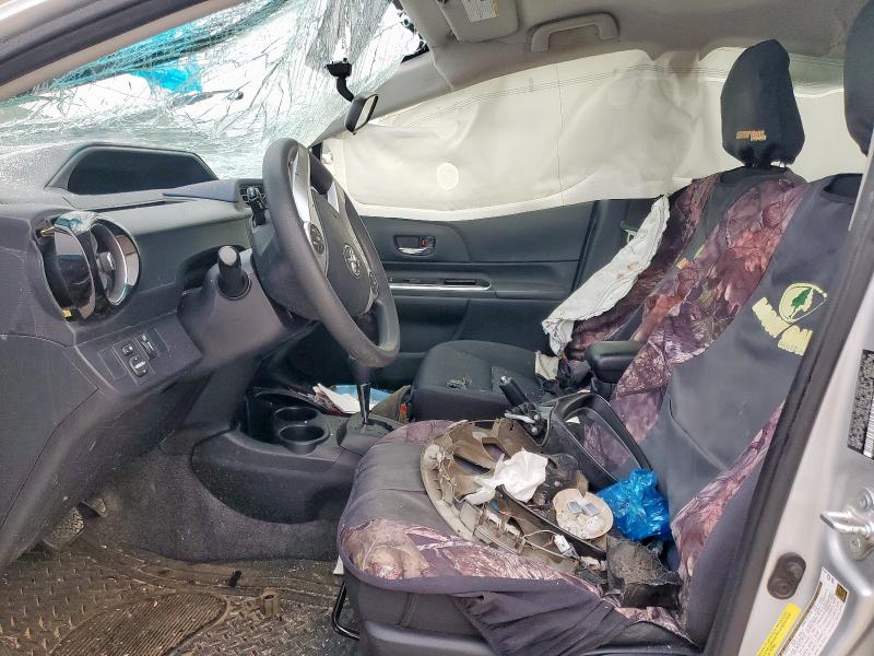  TOYOTA PRIUS 2016 Silver