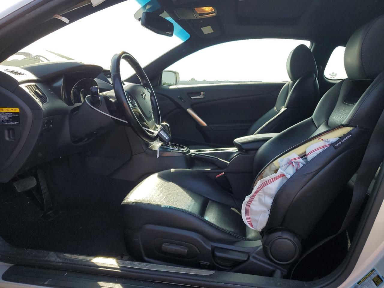 2013 Hyundai Genesis Coupe 3.8L VIN: KMHHU6KJ3DU112575 Lot: 57287265