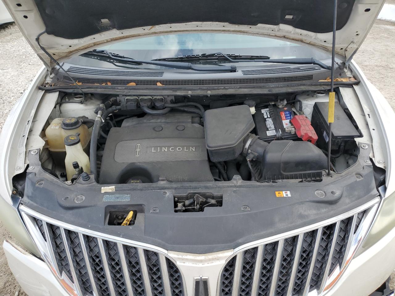 2011 Lincoln Mkx VIN: 2LMDJ8JK3BBJ27582 Lot: 56555245