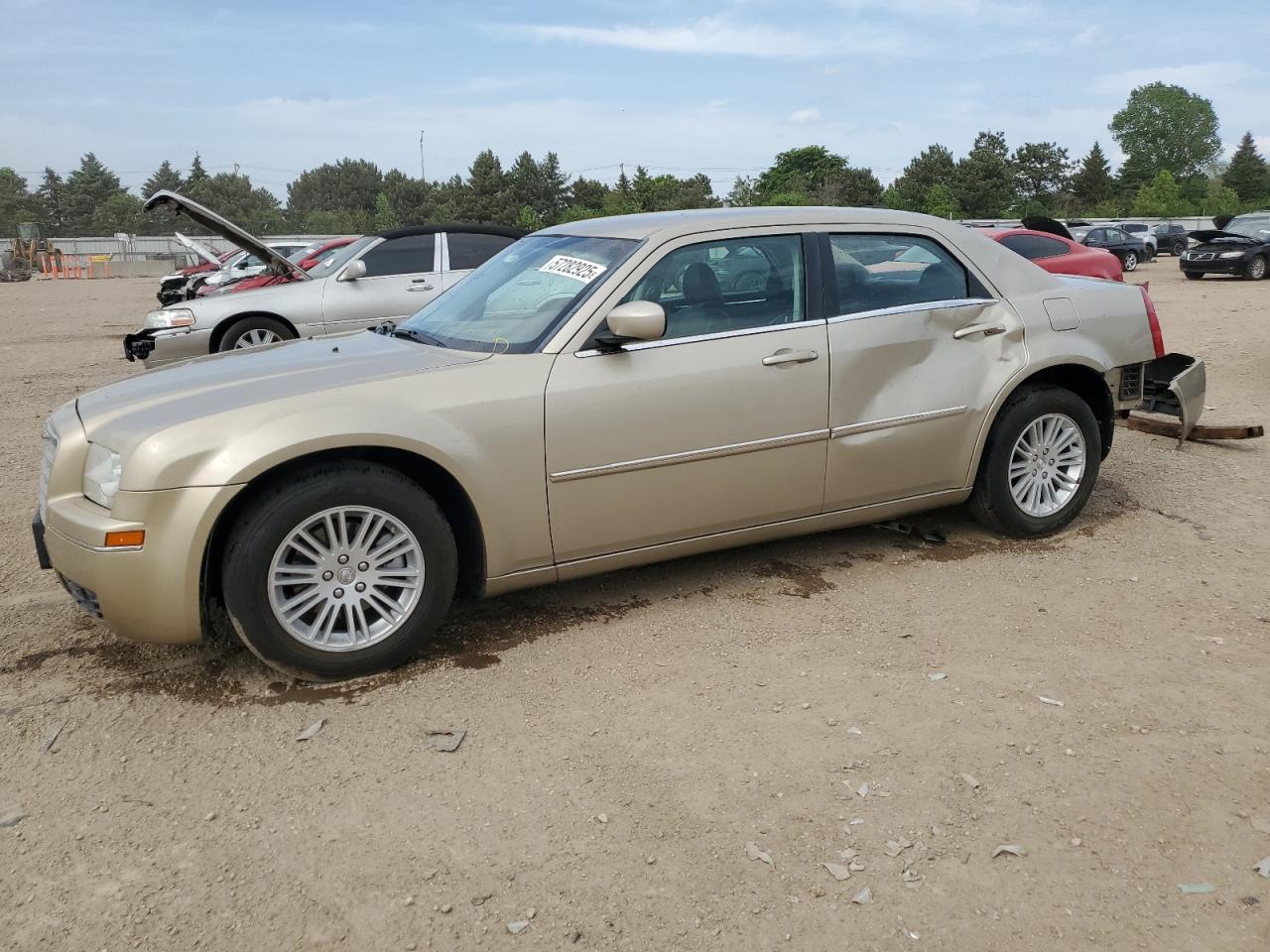 2009 Chrysler 300 Touring продається в Elgin, IL - Side