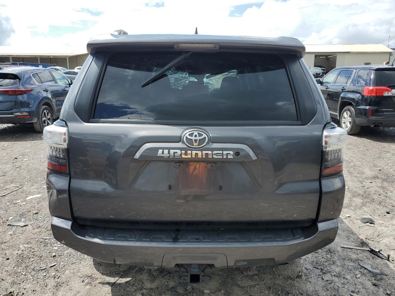 2021 Toyota 4Runner Sr5 VIN: JTEEU5JR2M5230017 Lot: 56715035