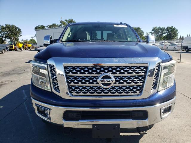 Pickups NISSAN TITAN 2016 Granatowy