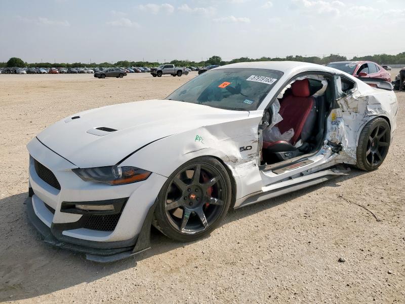  FORD MUSTANG 2019 Белый