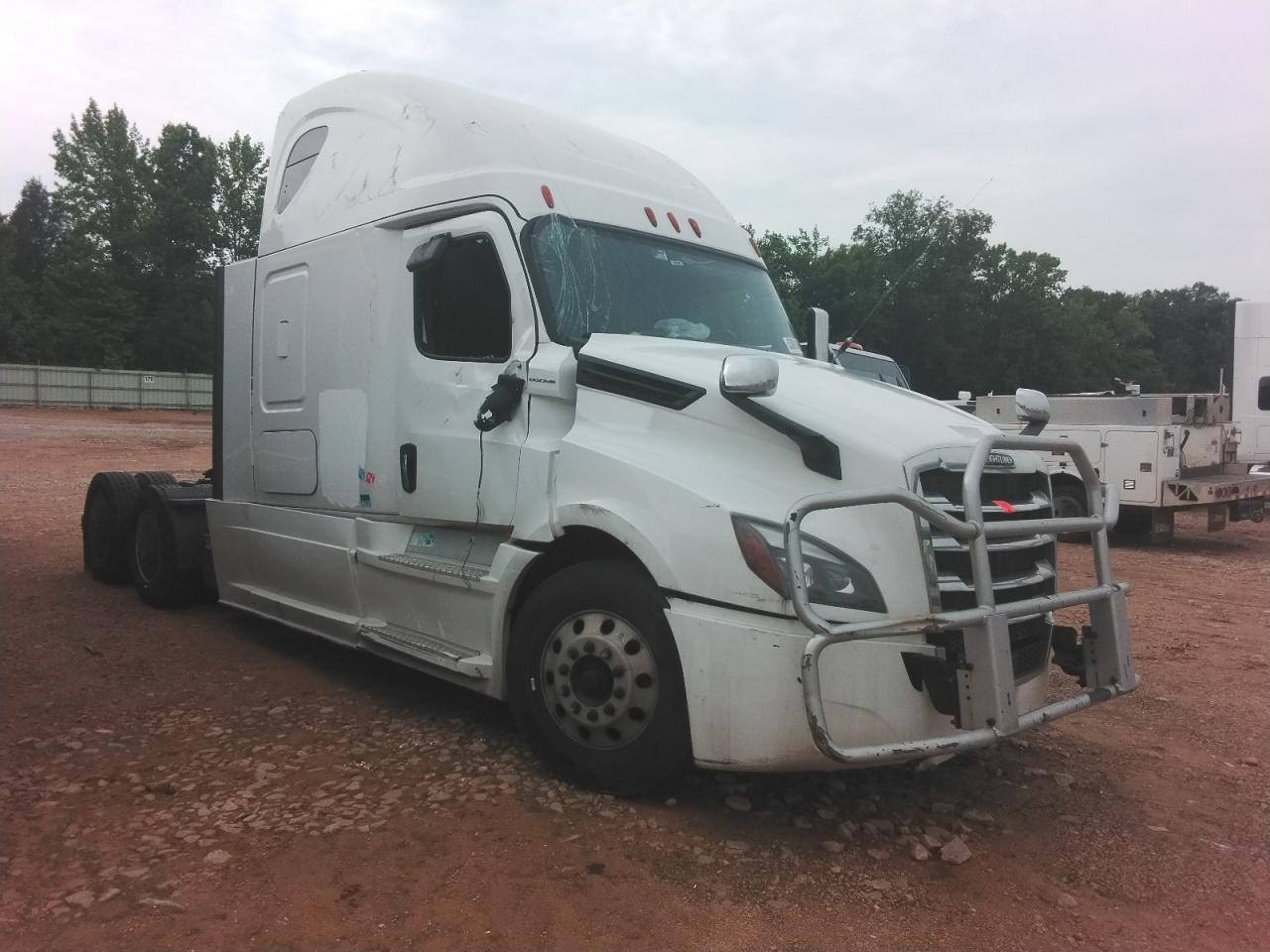 2020 Freightliner Cascadia 126 Semi Truck zu verkaufen in China Grove, NC - Rollover