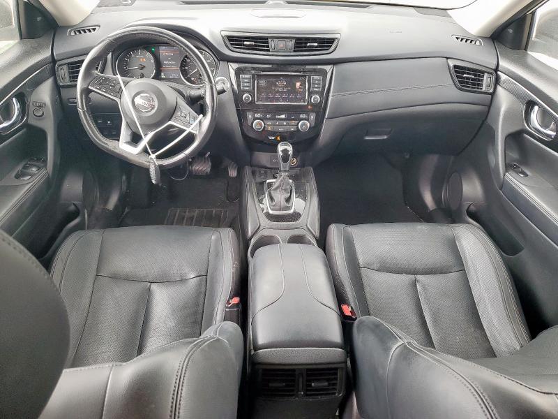  NISSAN ROGUE 2018 White