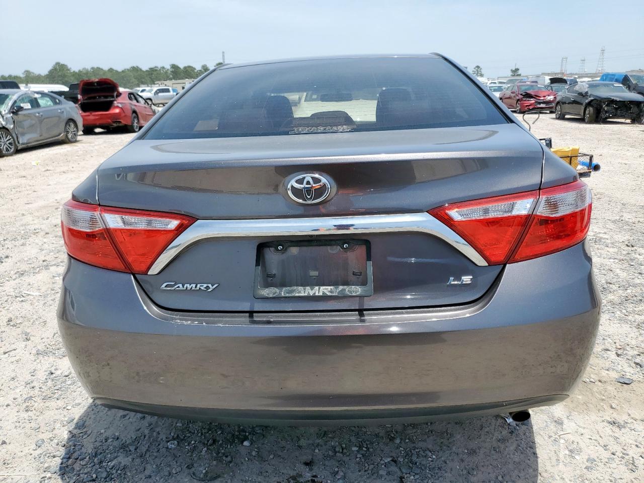 2015 Toyota Camry Le VIN: 4T4BF1FK5FR501099 Lot: 57054855