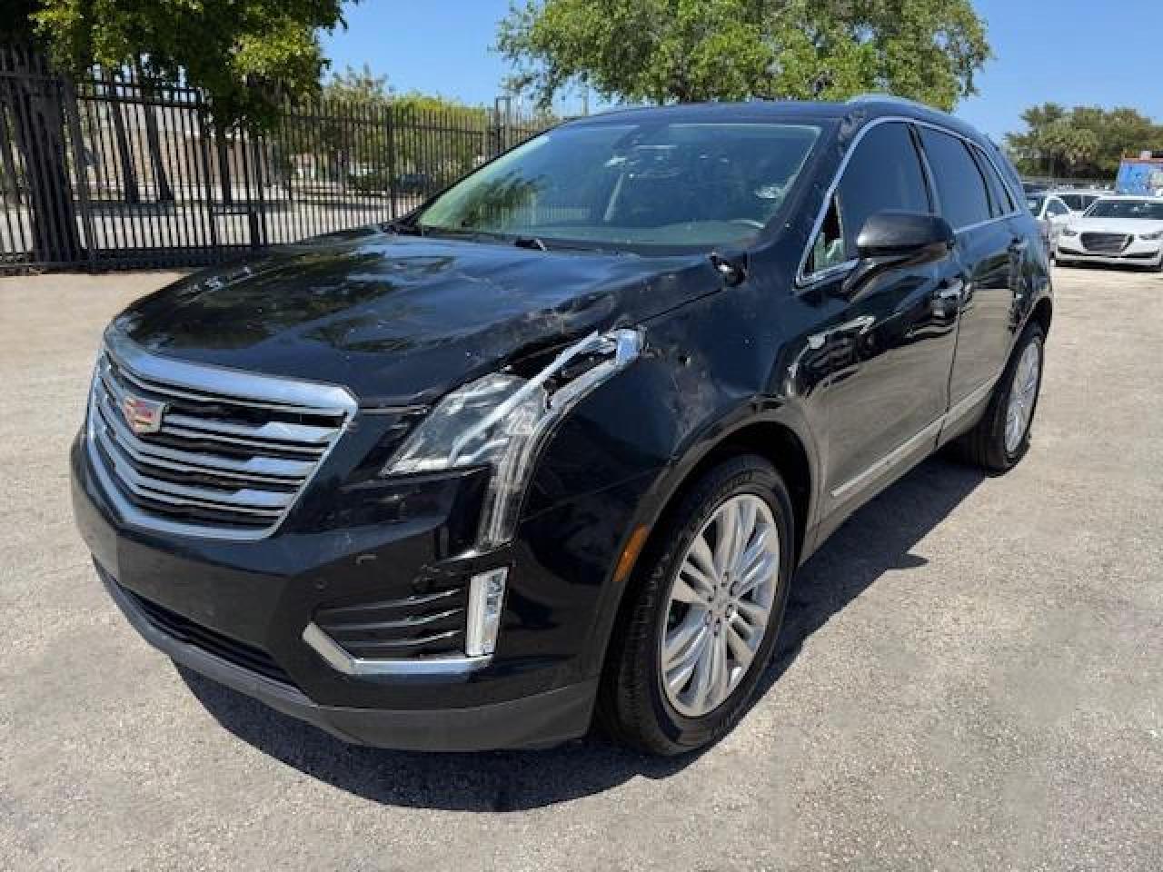 2018 Cadillac Xt5 Premium Luxury на продаже в Miami, FL - All Over