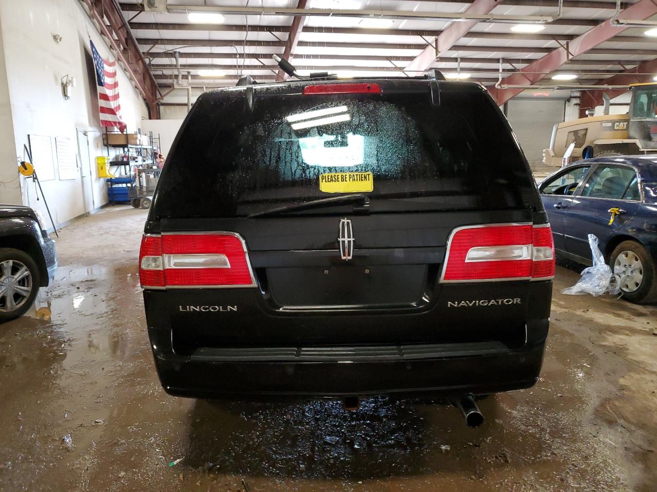 2010 Lincoln Navigator VIN: 5LMJJ2J52AEJ01982 Lot: 55949515