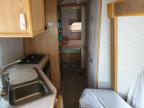 2005 Ford Econoline E450 Super Duty Cutaway Van for Sale in Cookstown, ON - Top/Roof