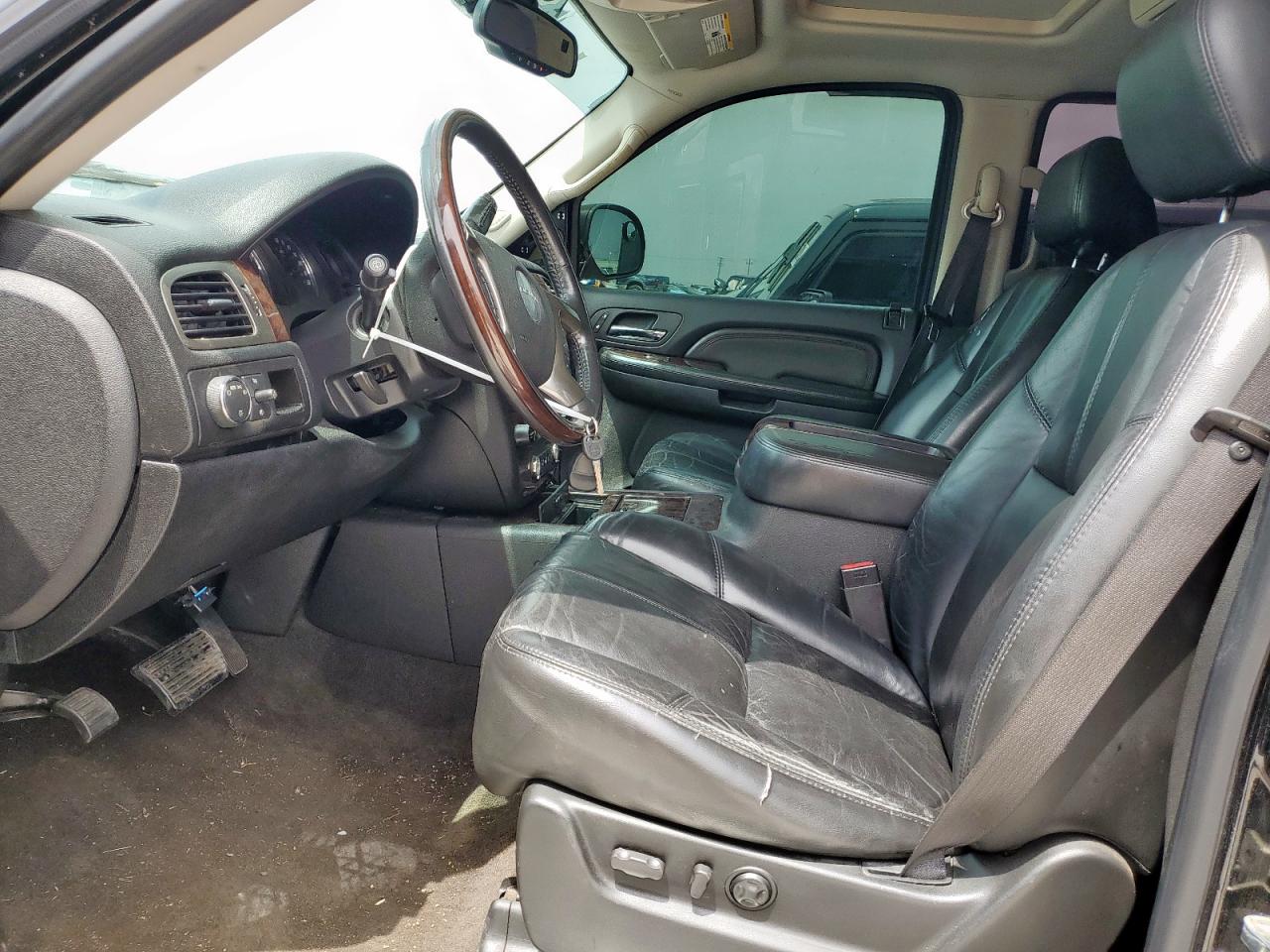 2007 GMC Yukon Denali VIN: 1GKFK63897J380697 Lot: 57237115