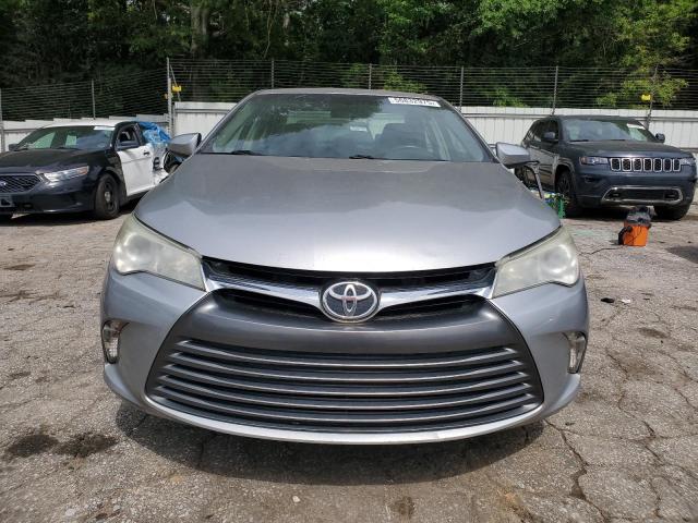 Седаны TOYOTA CAMRY 2015 Серебристый