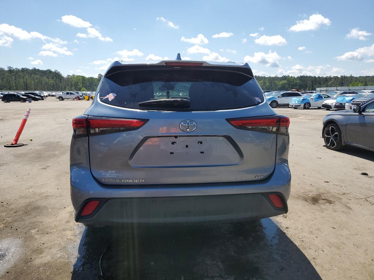 2021 Toyota Highlander Xle VIN: 5TDGZRAH3MS080667 Lot: 56936095