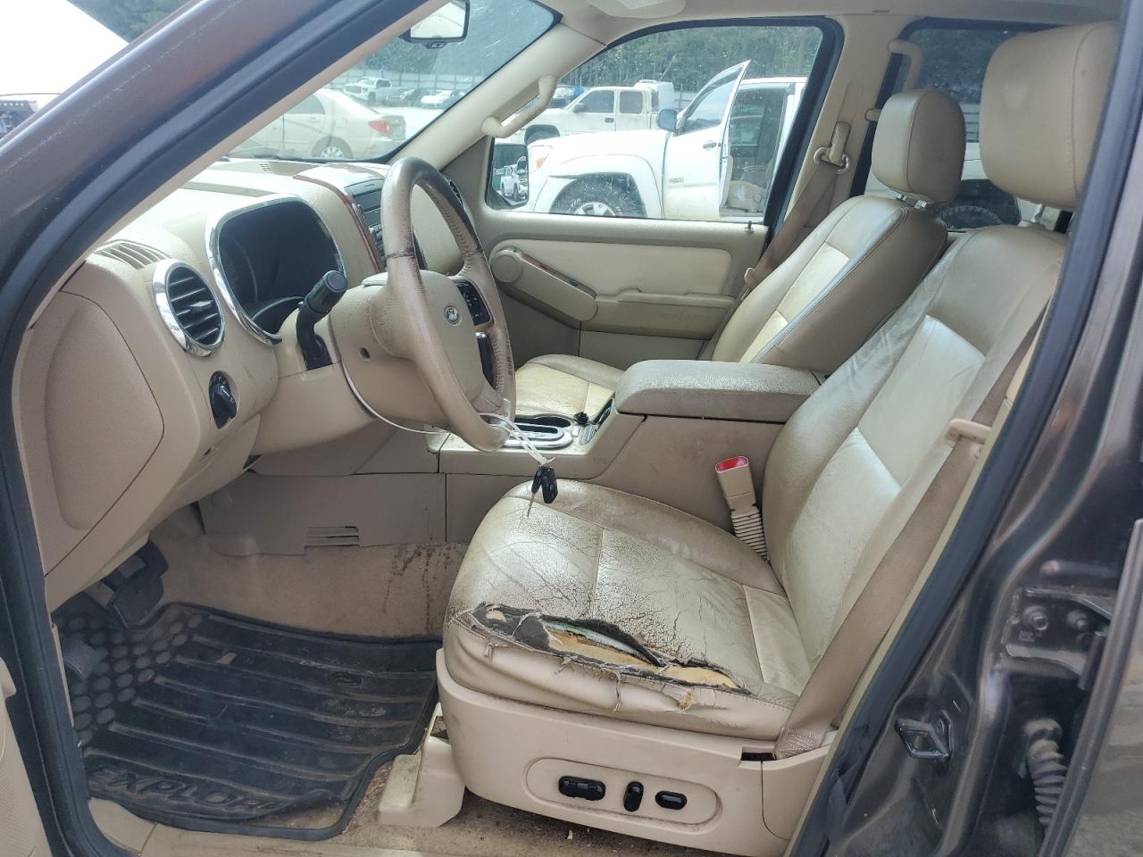 2008 Ford Explorer Eddie Bauer VIN: 1FMEU64E78UB32708 Lot: 56686295