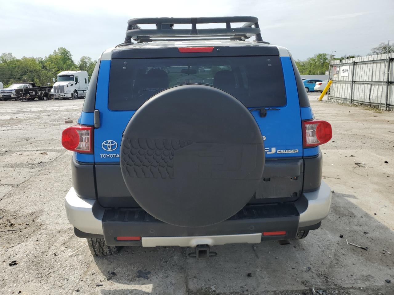 2007 Toyota Fj Cruiser VIN: JTEBU11F870068932 Lot: 56016425