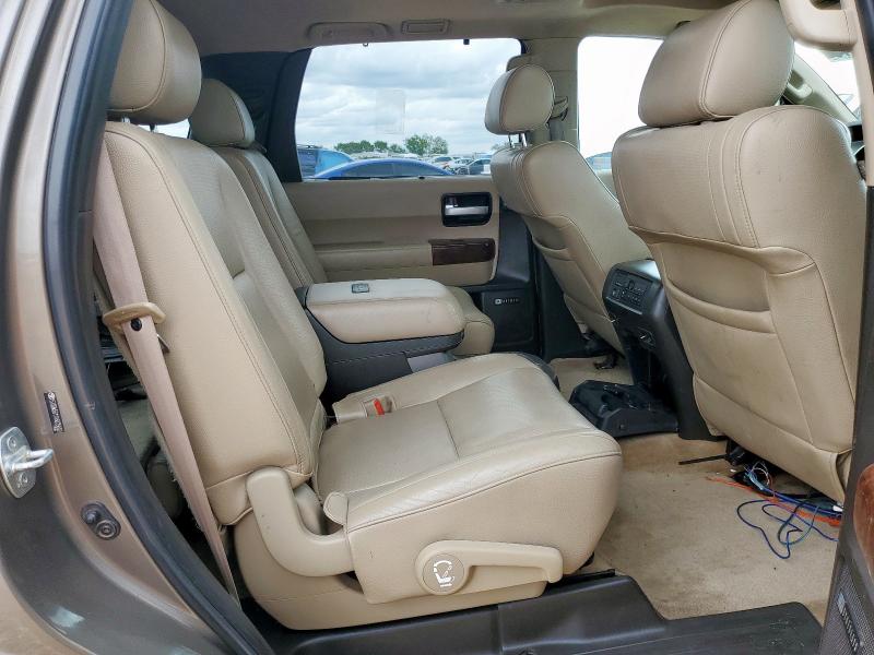 2010 TOYOTA SEQUOIA PLATINUM  