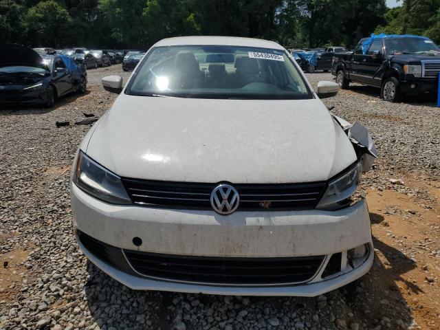 Sedans VOLKSWAGEN JETTA 2014 Biały