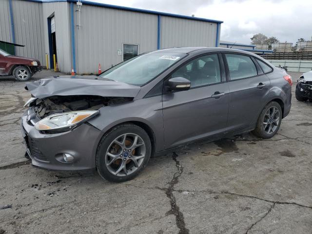 Sedans FORD FOCUS 2013 Gray