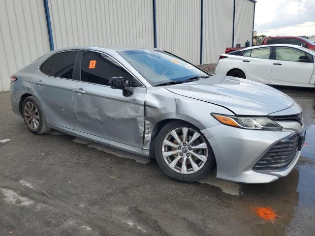  TOYOTA CAMRY 2018 Silver