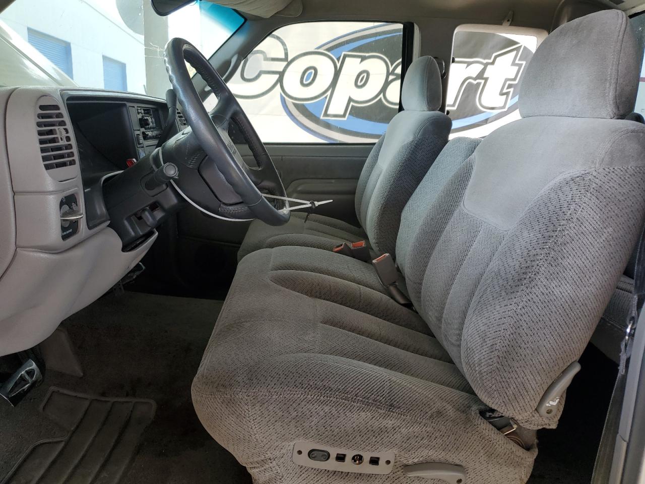 1996 GMC Sierra C1500 VIN: 2GTEC19R0T1563546 Lot: 55819425