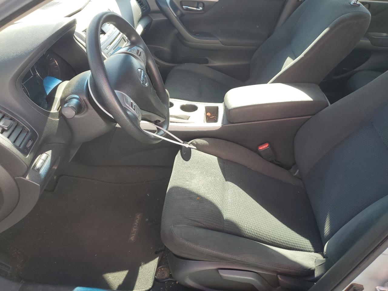 2015 Nissan Altima 2.5 VIN: 1N4AL3AP3FN372376 Lot: 56913955