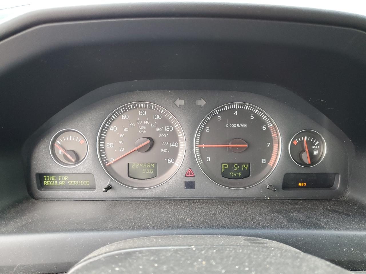 2004 Volvo S60 2.5T VIN: YV1RH59H542354929 Lot: 56684655