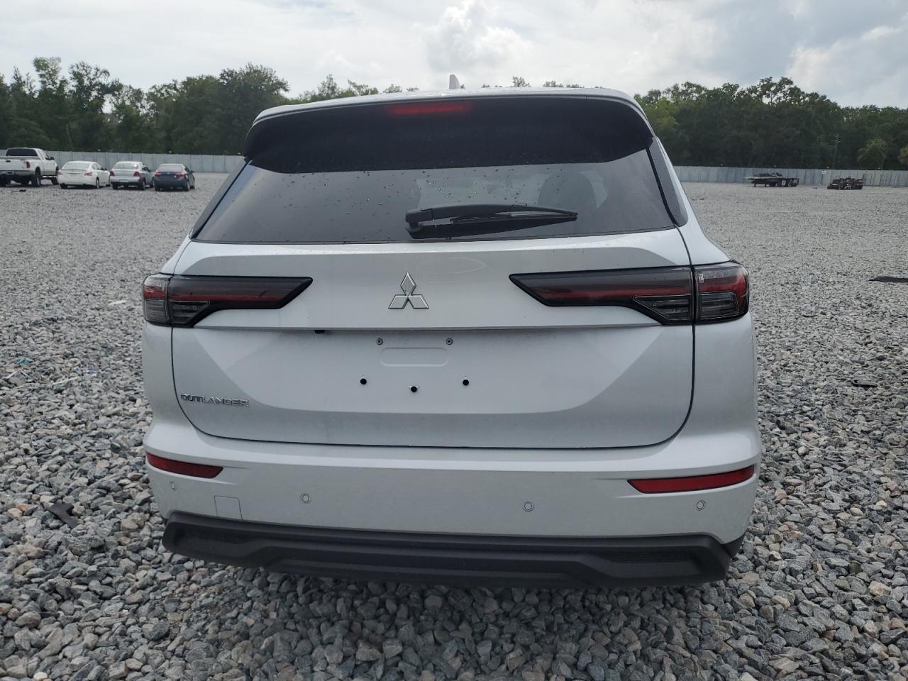 2025 Mitsubishi Outlander Es VIN: JA4J3UA85SZ014430 Lot: 58492975