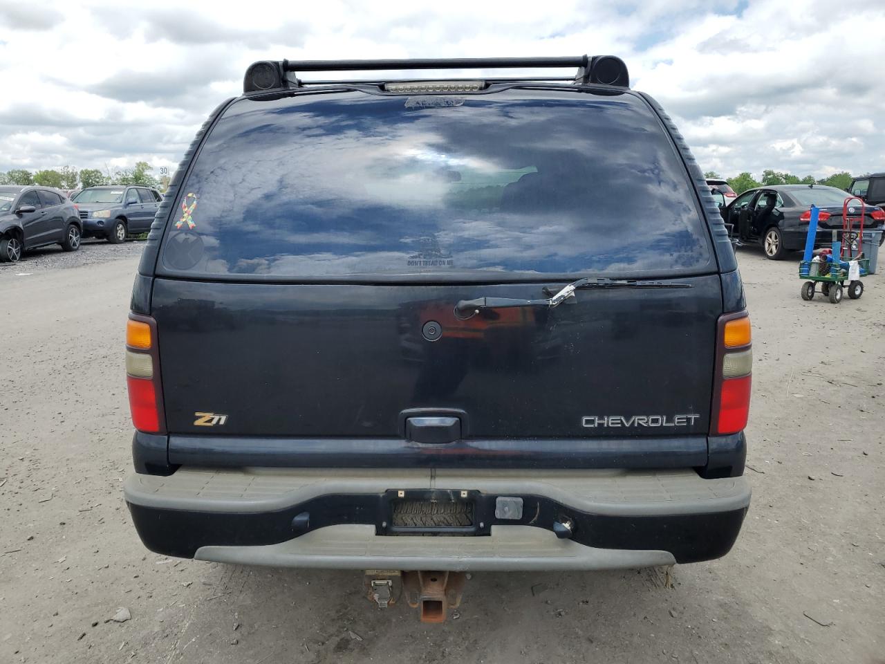 2004 Chevrolet Tahoe K1500 VIN: 1GNEK13Z34R154341 Lot: 57023455