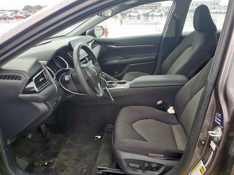  TOYOTA CAMRY 2022 Серый