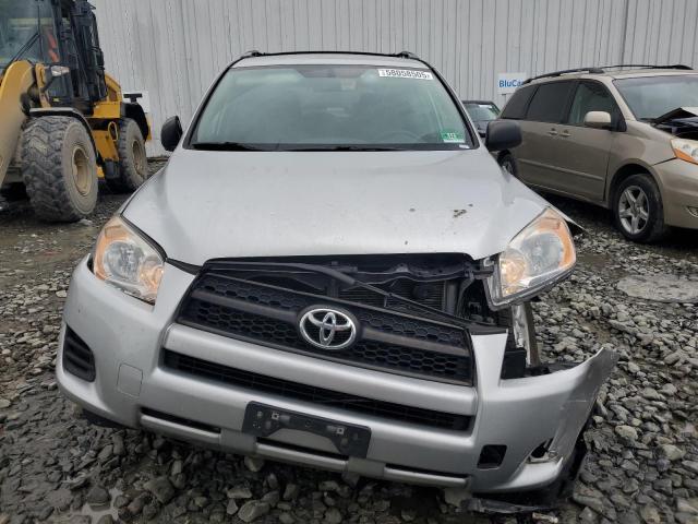  TOYOTA RAV4 2012 Серебристый