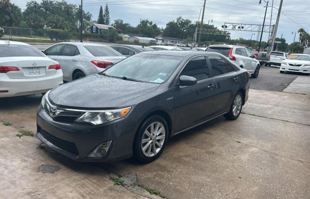 Sedans TOYOTA CAMRY 2014 Gray