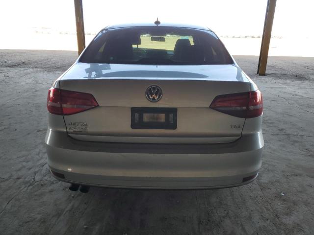  VOLKSWAGEN JETTA 2016 Сріблястий