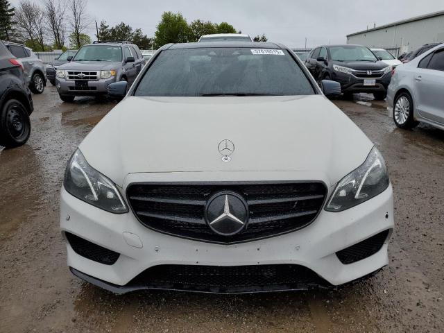 Седани MERCEDES-BENZ E-CLASS 2016 Чорний
