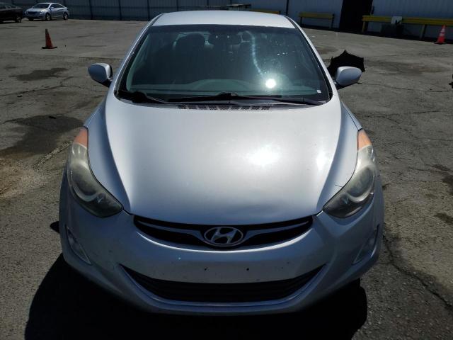  HYUNDAI ELANTRA 2013 Серебристый