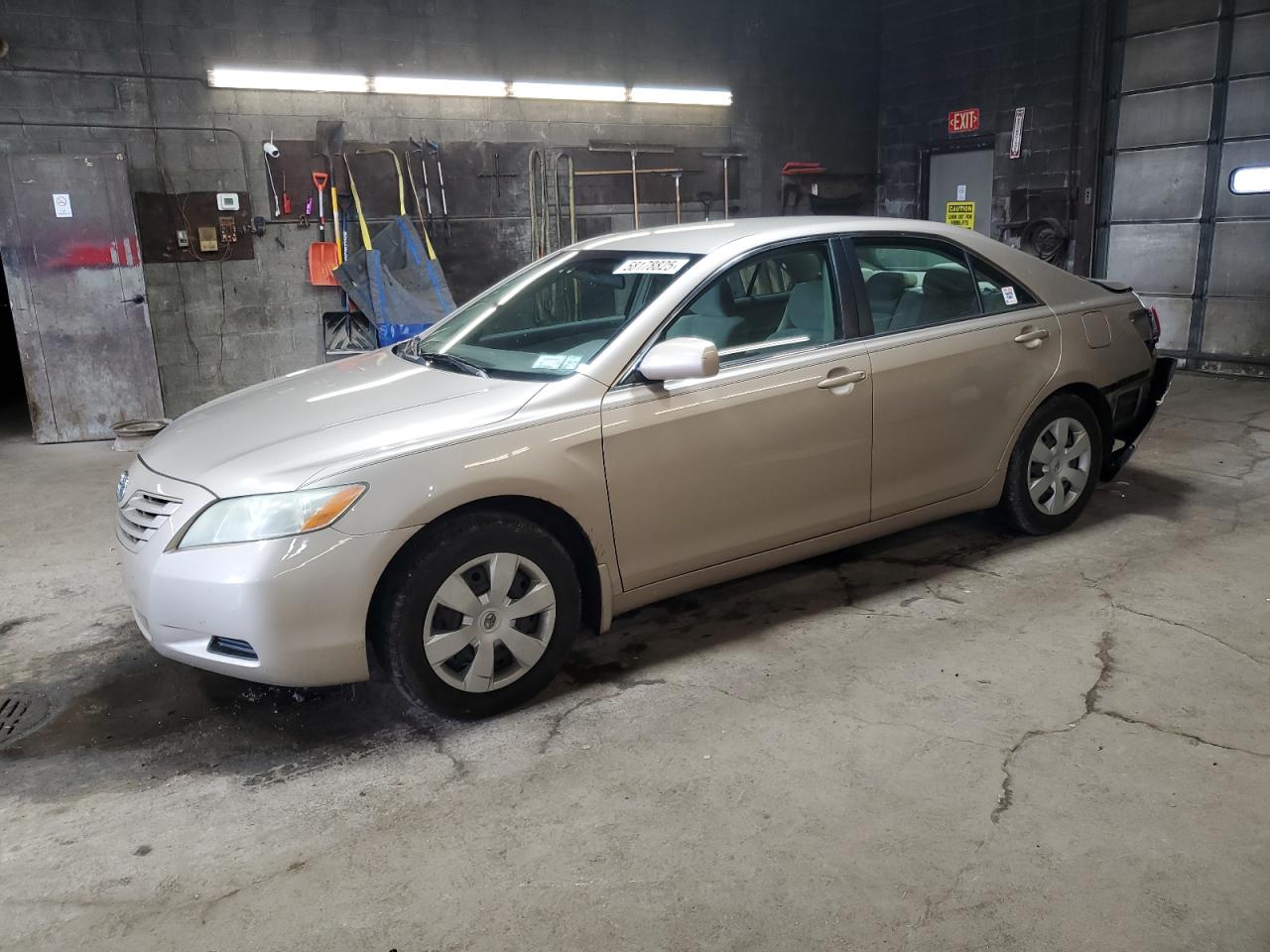 2009 Toyota Camry Base للبيع في Angola، NY - Rear End