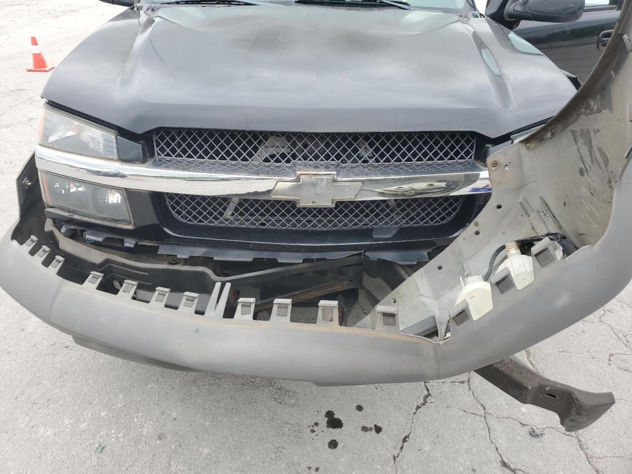 2002 Chevrolet Avalanche K1500 VIN: 3GNEK13TX2G280138 Lot: 55853535