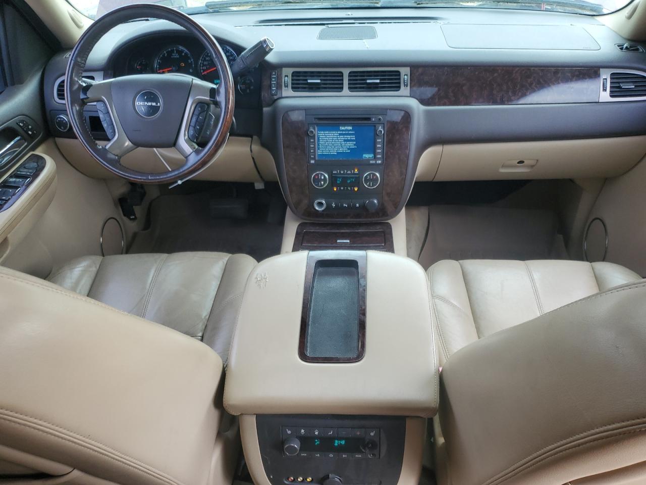 2009 GMC Yukon Denali VIN: 1GKFK03249R210700 Lot: 57426195