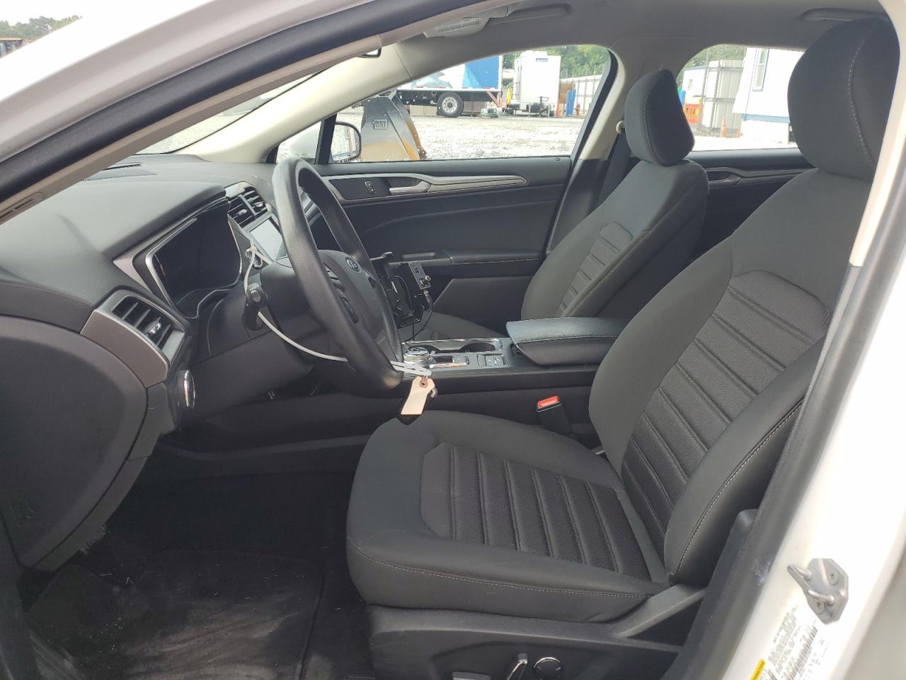 2020 Ford Fusion Se VIN: 3FA6P0LU6LR119072 Lot: 55916775