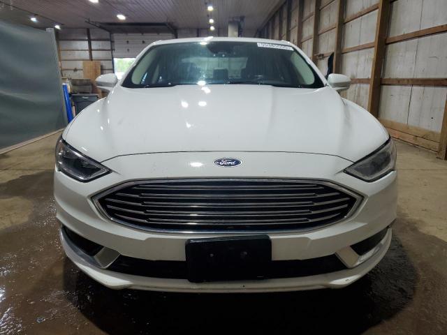  FORD FUSION 2018 Белый