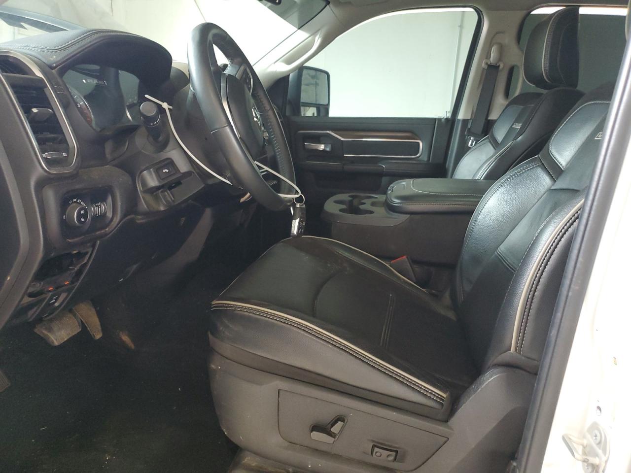 2023 Ram 2500 Laramie VIN: 3C6UR5FL2PG632162 Lot: 56220575