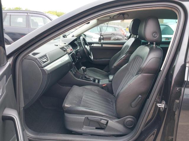 2016 SKODA SUPERB SE