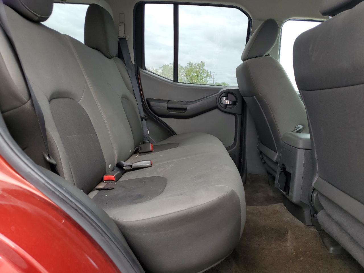 2015 Nissan Xterra X VIN: 5N1AN0NU7FN651988 Lot: 56578635