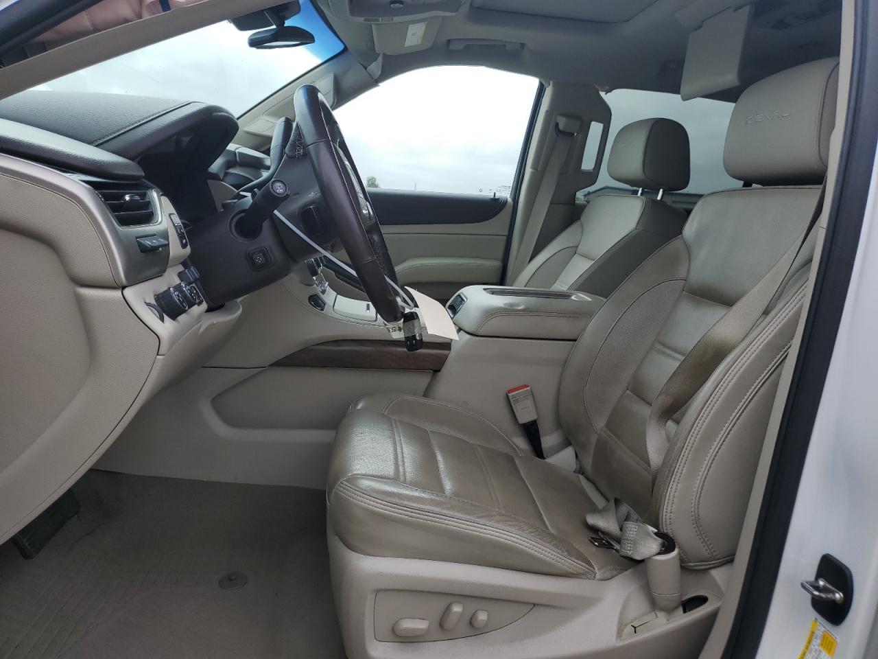 2019 GMC Yukon Xl Denali VIN: 1GKS2HKJ4KR297154 Lot: 56200675