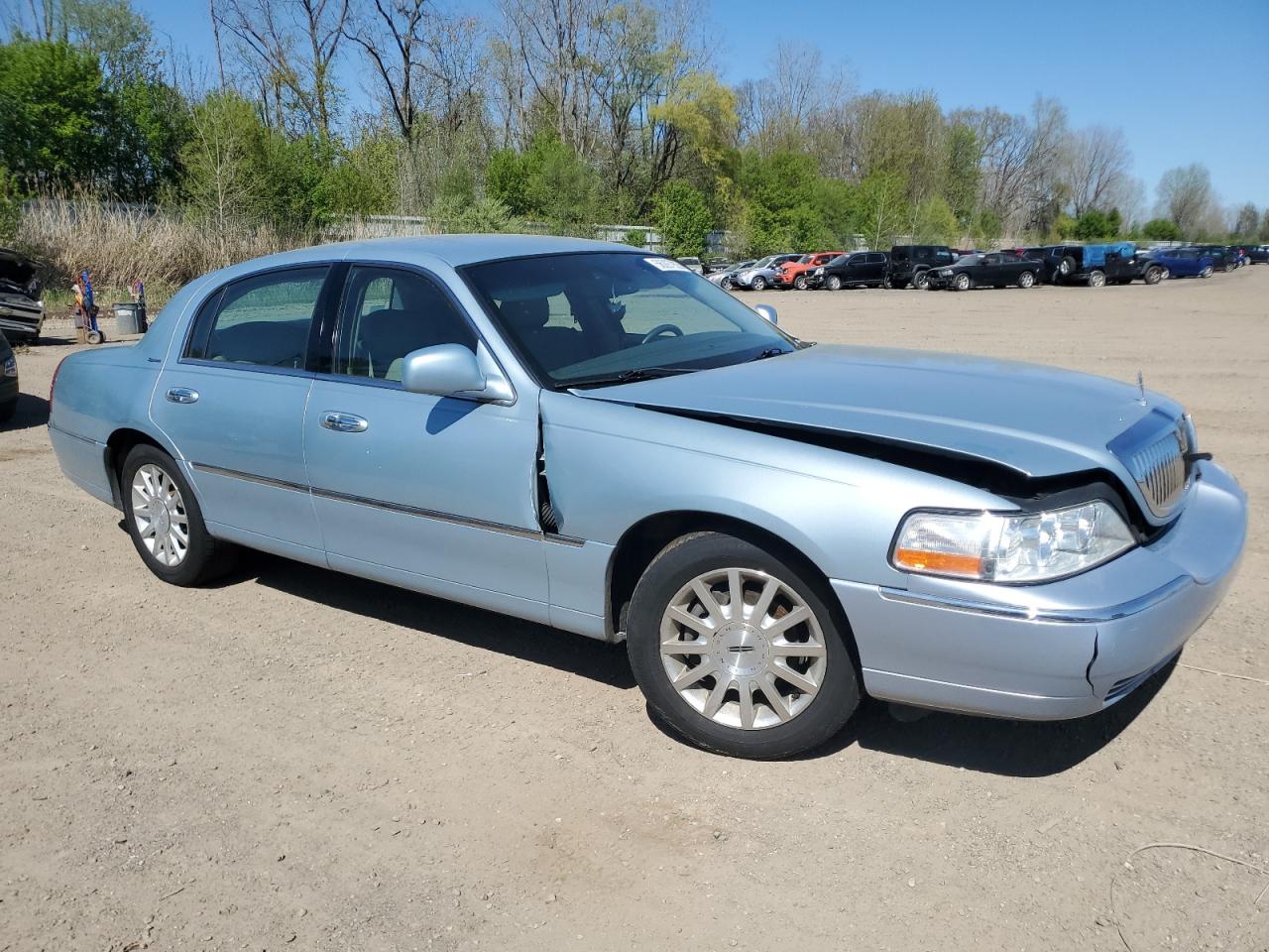 2006 Lincoln Town Car Signature VIN: 1LNHM81W36Y622915 Lot: 56097935