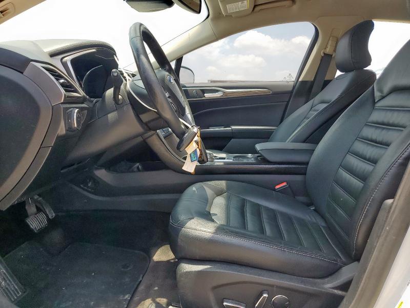 Седани FORD FUSION 2017 Білий